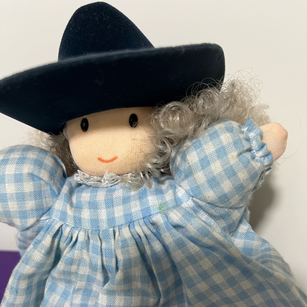 Country Girl‎ Doll (F1)